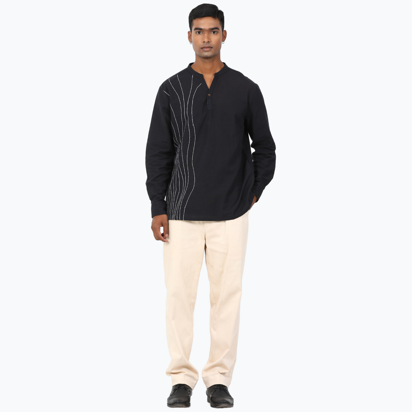 Men's embroidered kurta