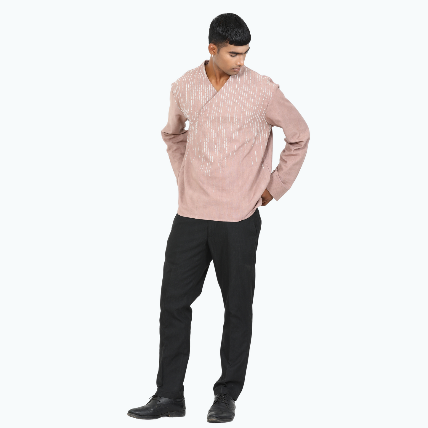 Men's embroidered kurta