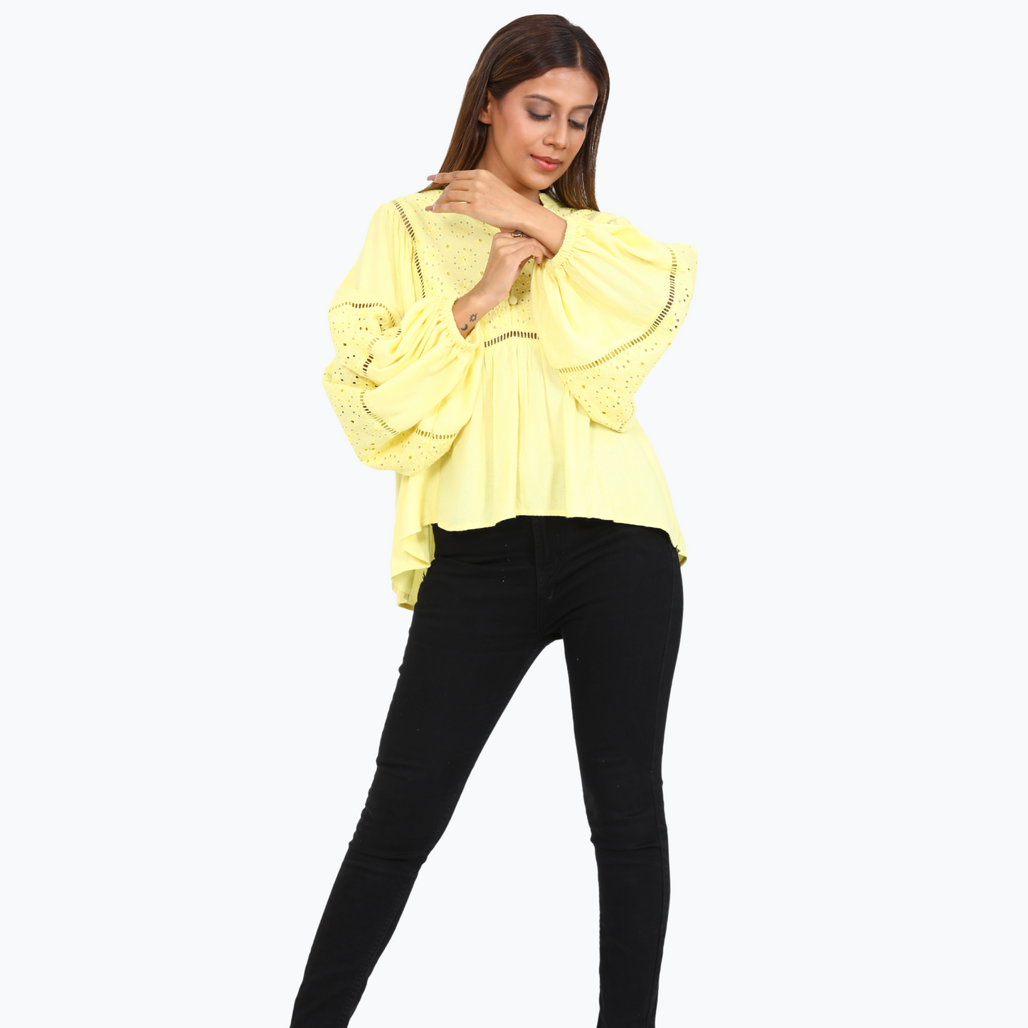 Women balloon sleeve top